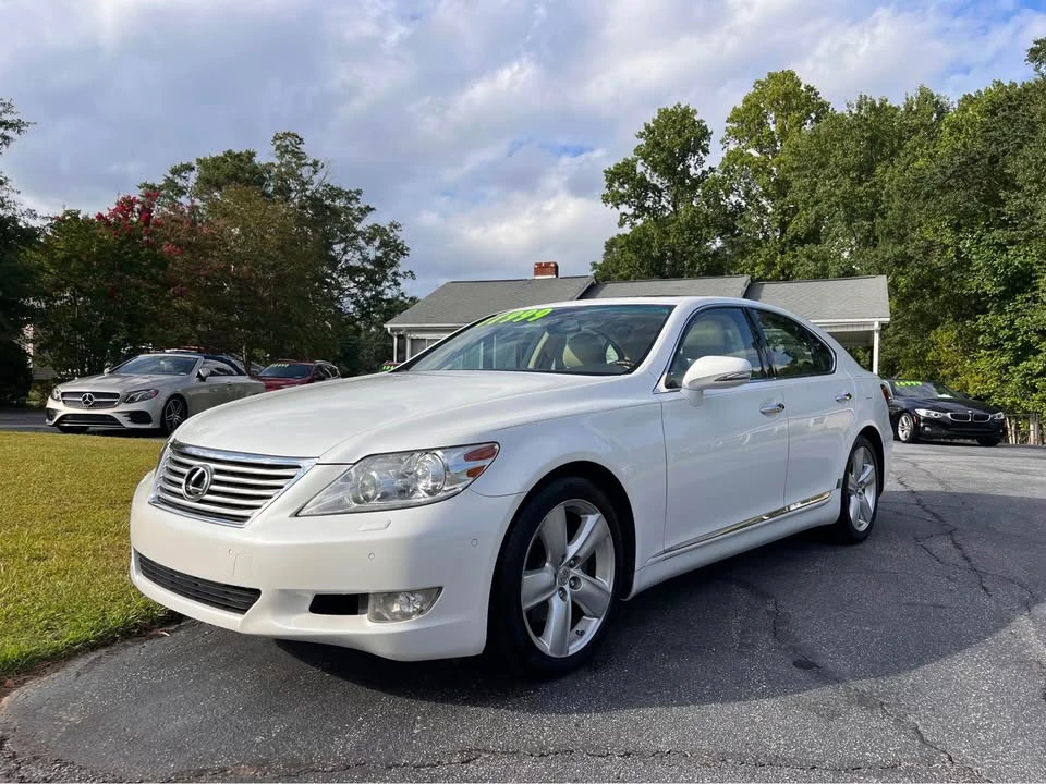 2012 Lexus LS 4th Gen - Image 2 of 10