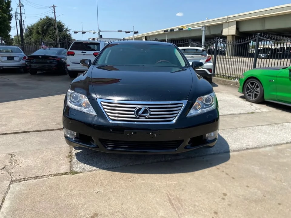 2012 Lexus LS 4th Gen - Image 9 of 20
