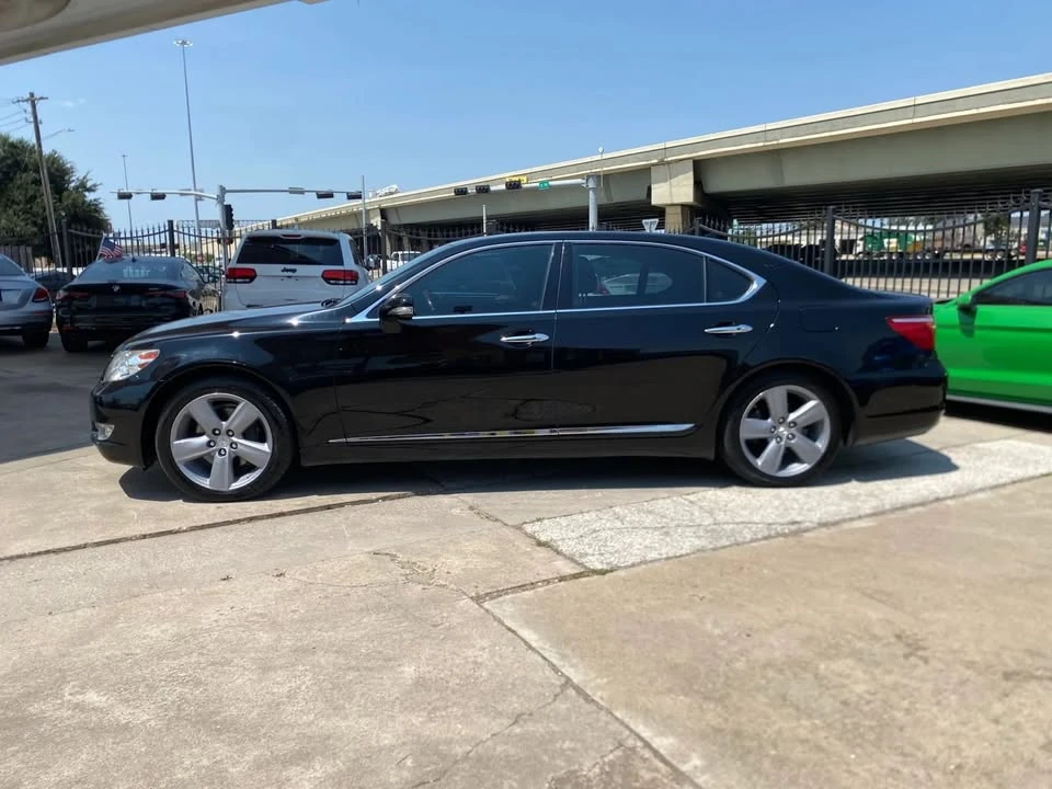 2012 Lexus LS 4th Gen - Image 3 of 20