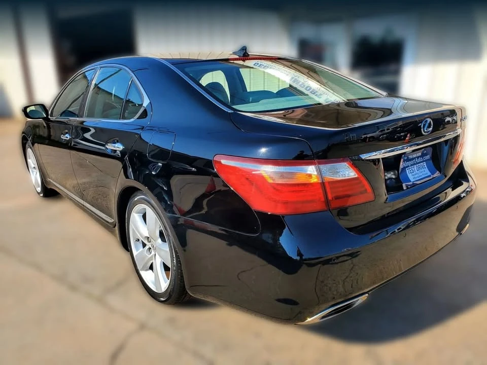 2012 Lexus LS 4th Gen - Image 8 of 20