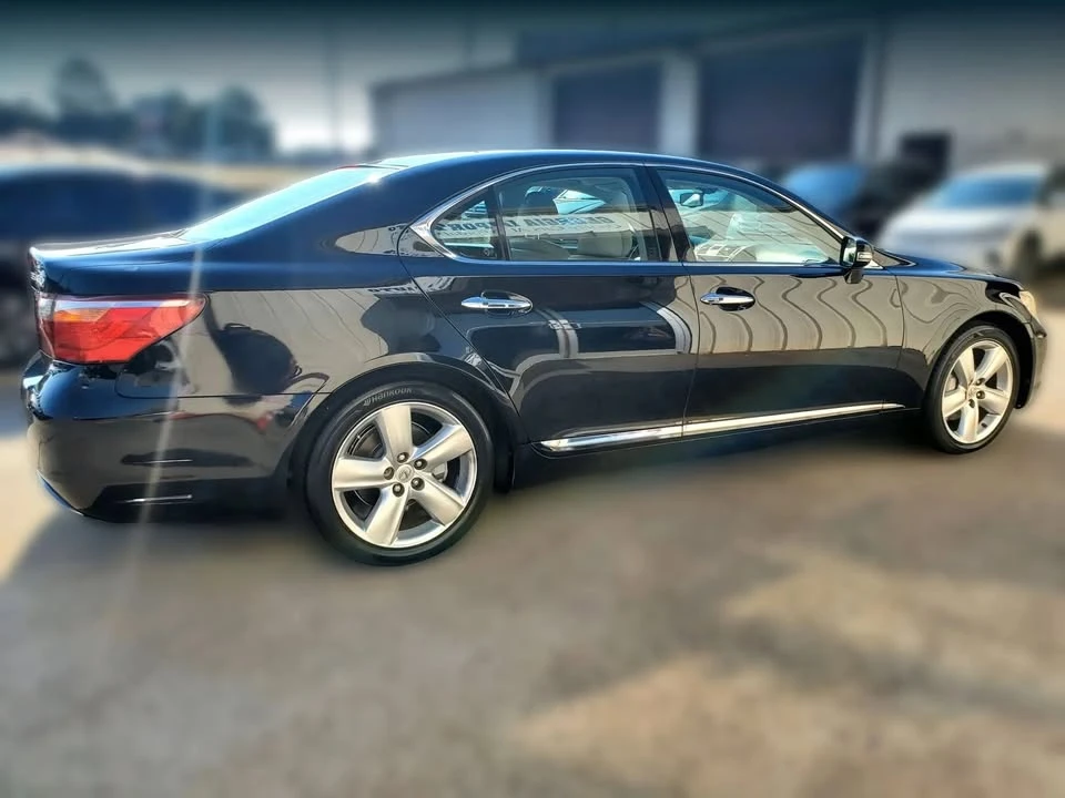 2012 Lexus LS 4th Gen - Image 15 of 20
