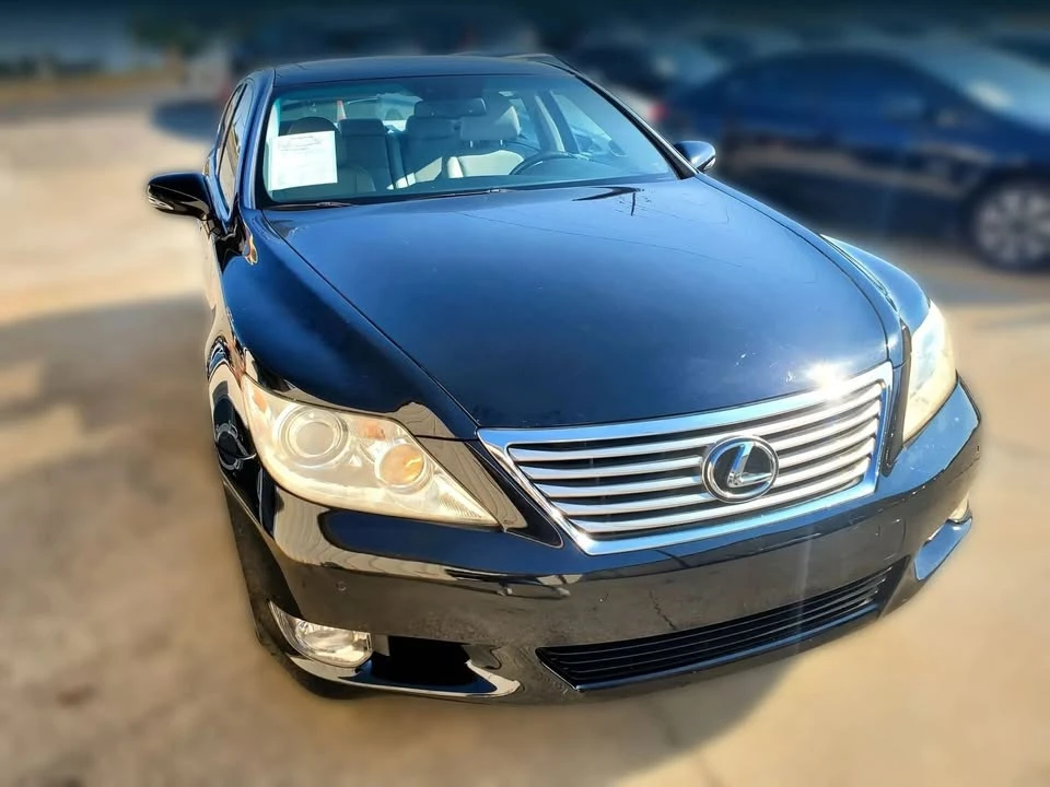 2012 Lexus LS 4th Gen - Image 18 of 20