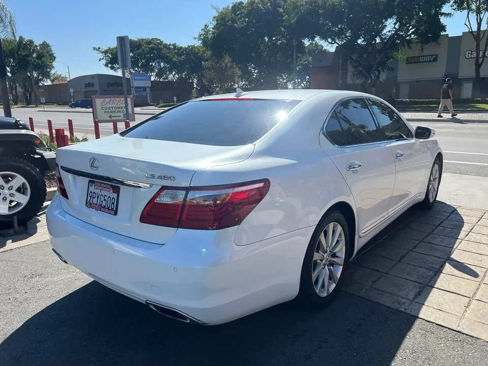 2012 Lexus LS 4th Gen - Image 12 of 16