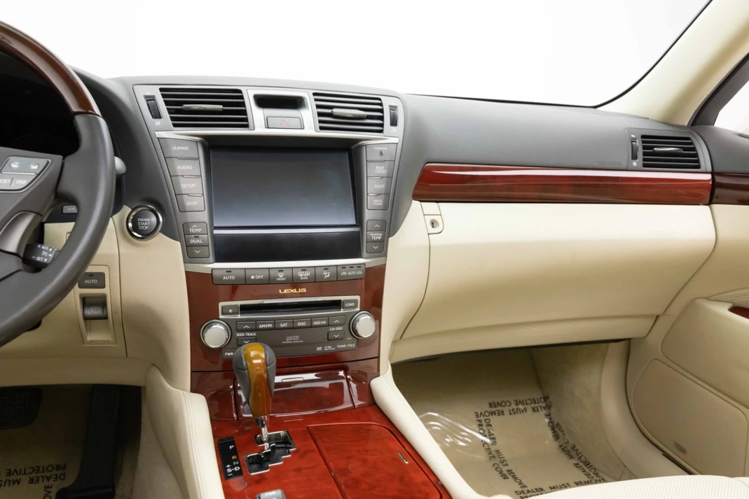 2012 Lexus LS 4th Gen - Image 14 of 31