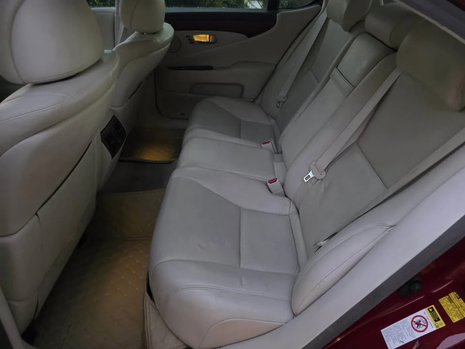 2012 Lexus LS 4th Gen - Image 4 of 5
