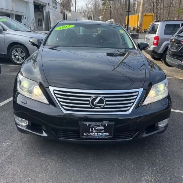 2012 Lexus LS 4th Gen - Image 11 of 12