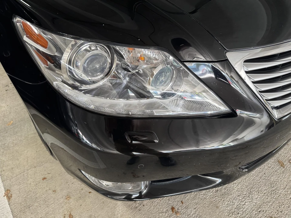 2012 Lexus LS 4th Gen - Image 11 of 31