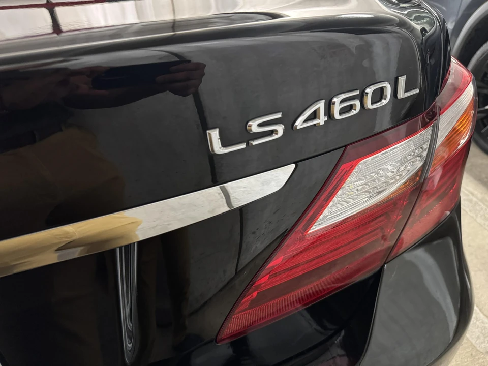 2012 Lexus LS 4th Gen - Image 15 of 31