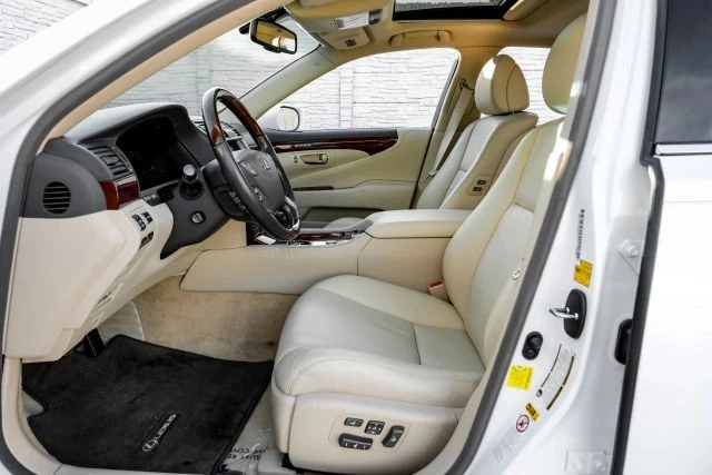 2012 Lexus LS 4th Gen - Image 4 of 21