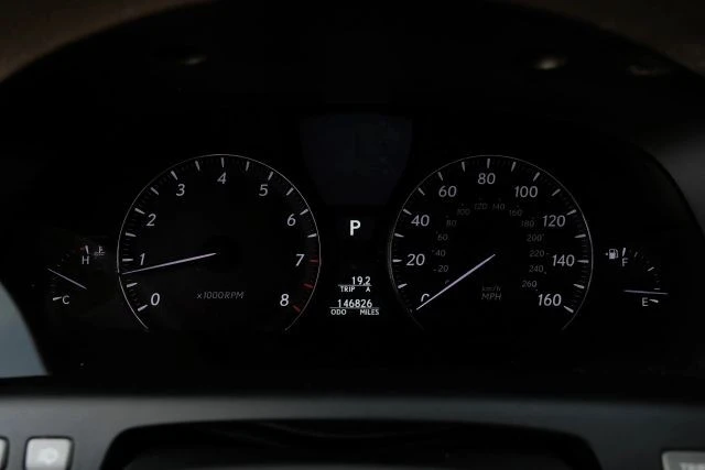 2012 Lexus LS 4th Gen - Image 18 of 21