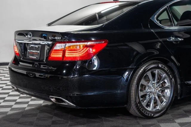 2012 Lexus LS 4th Gen - Image 15 of 21