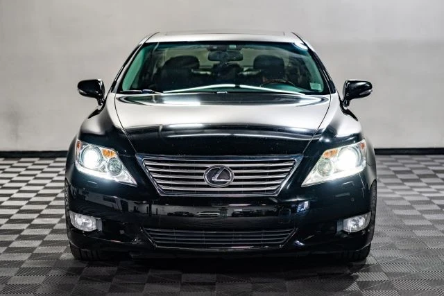 2012 Lexus LS 4th Gen - Image 8 of 21