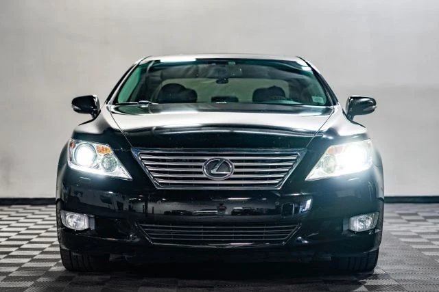 2012 Lexus LS 4th Gen - Image 10 of 21