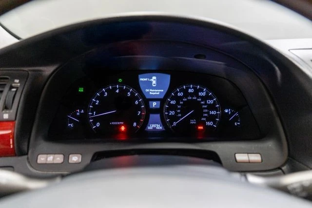 2012 Lexus LS 4th Gen - Image 11 of 21