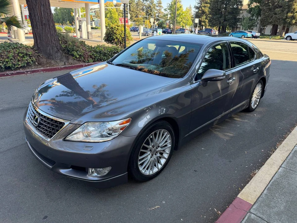2012 Lexus LS 4th Gen - Image 6 of 15