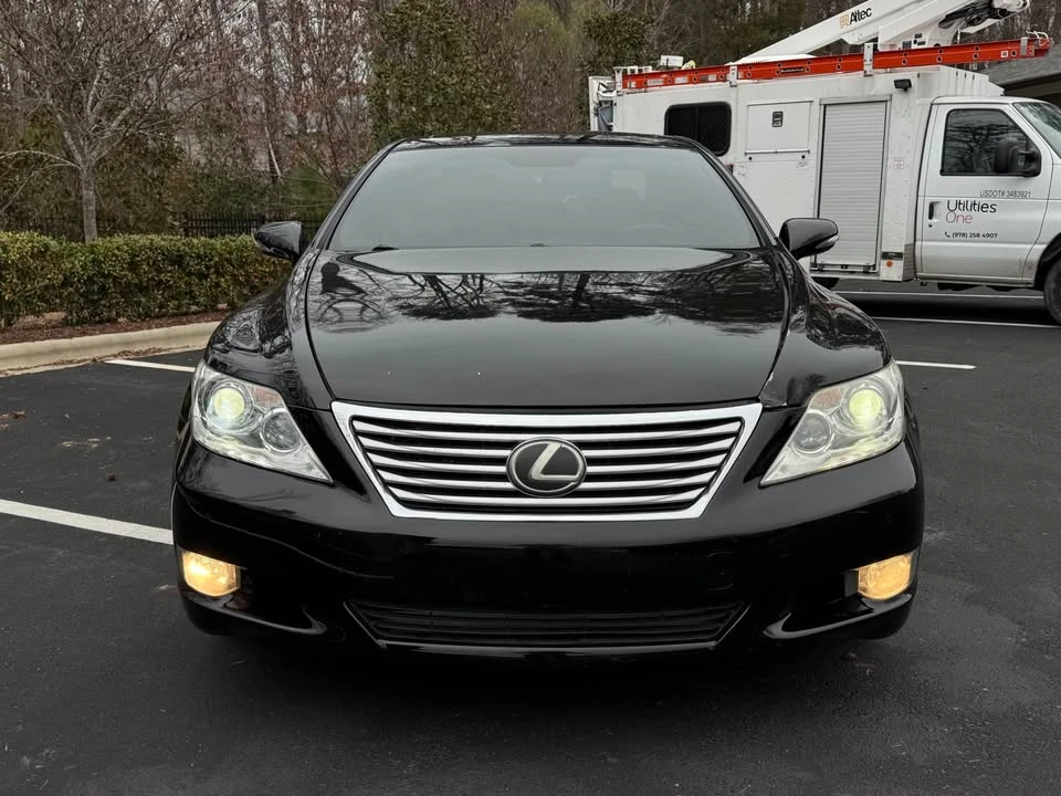 2012 Lexus LS 4th Gen - Image 7 of 17