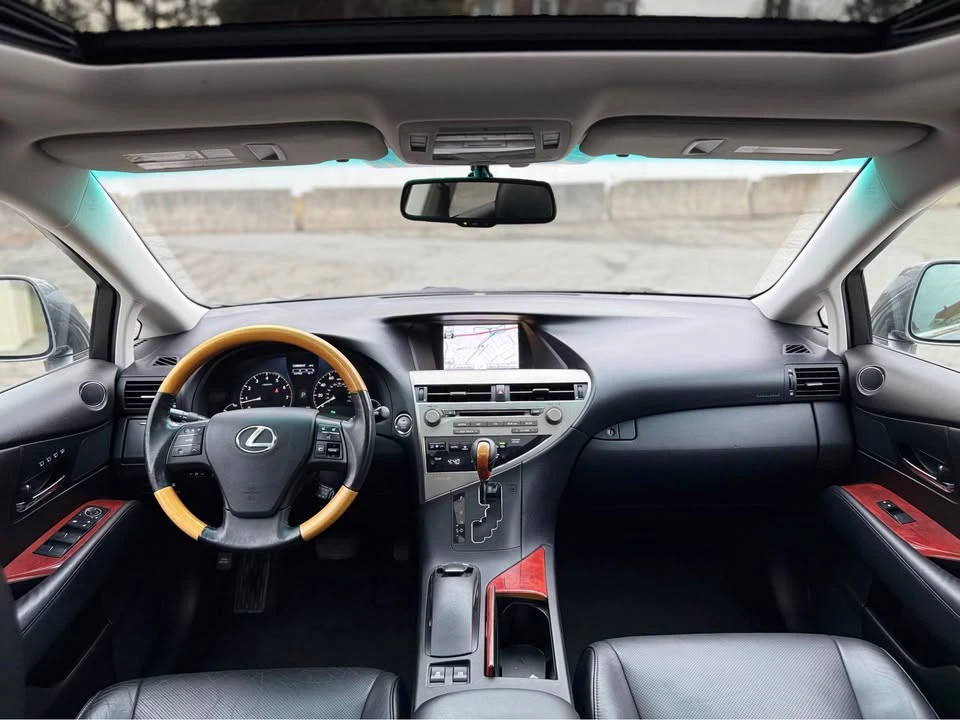 2012 Lexus RX 3rd Gen - Image 11 of 20
