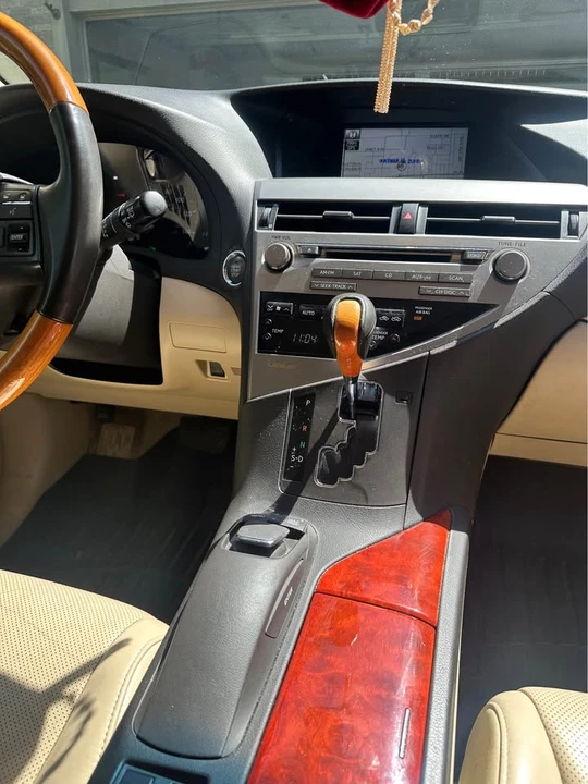 2012 Lexus RX 3rd Gen - Image 6 of 11
