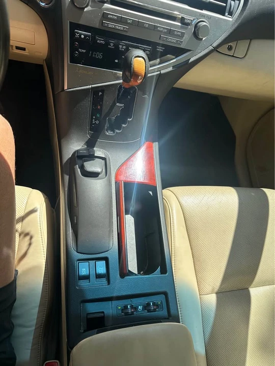 2012 Lexus RX 3rd Gen - Image 10 of 11