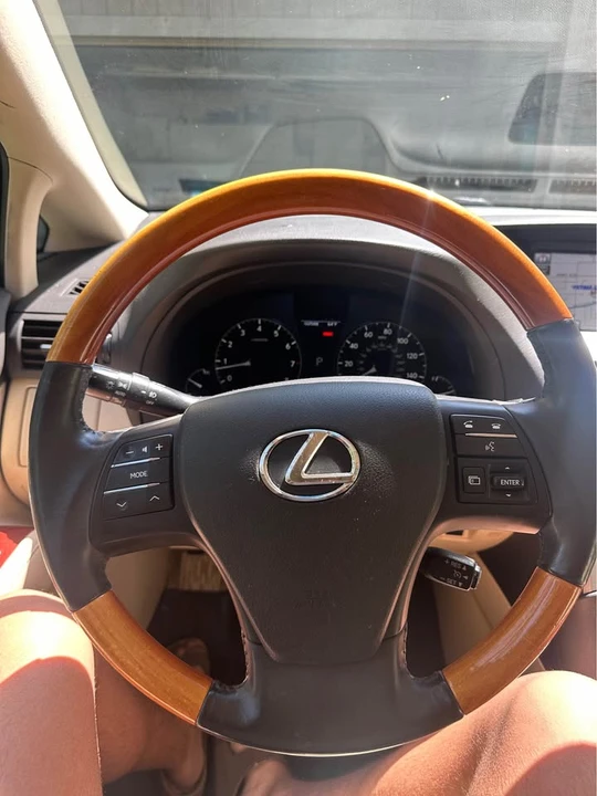 2012 Lexus RX 3rd Gen - Image 9 of 11