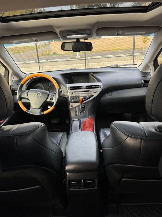 2012 Lexus RX 3rd Gen - Image 11 of 12