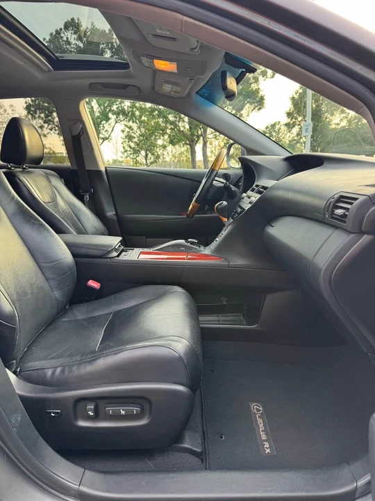 2012 Lexus RX 3rd Gen - Image 13 of 16