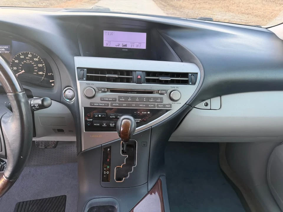 2012 Lexus RX 3rd Gen - Image 14 of 18