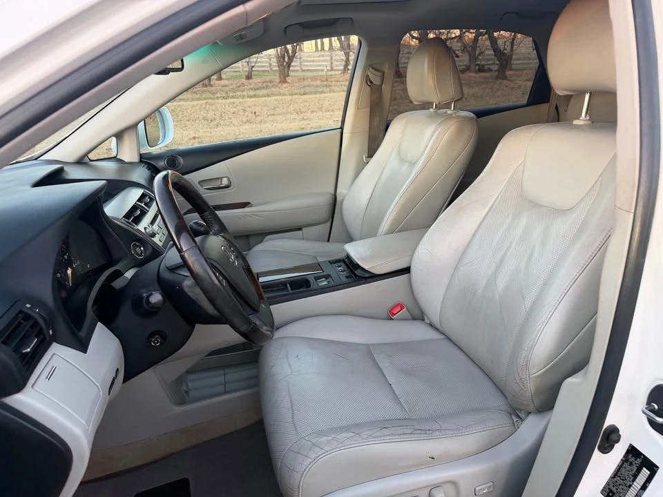 2012 Lexus RX 3rd Gen - Image 11 of 18