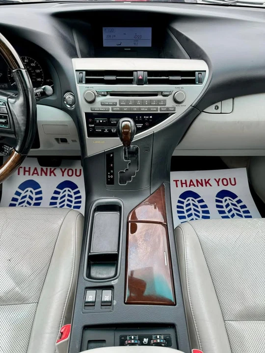 2012 Lexus RX 3rd Gen - Image 16 of 20
