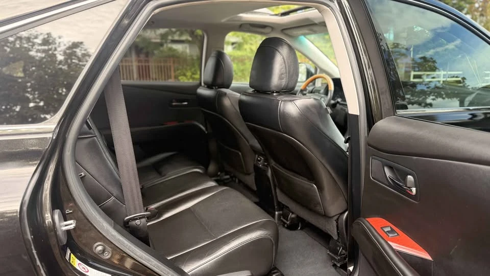 2012 Lexus RX 3rd Gen - Image 16 of 18