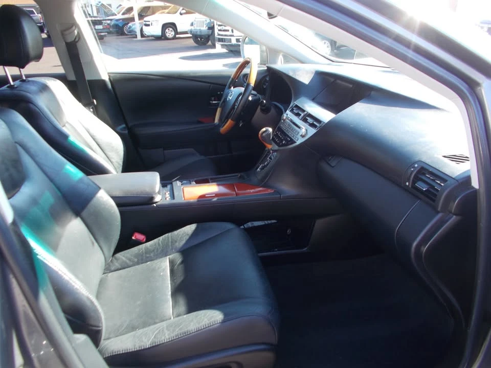 2012 Lexus RX 3rd Gen - Image 17 of 18