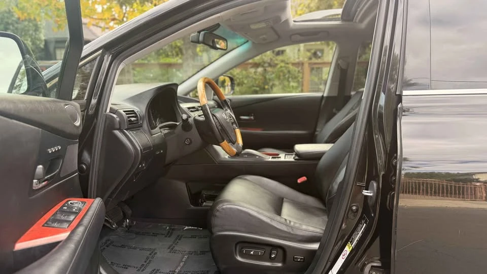 2012 Lexus RX 3rd Gen - Image 4 of 18