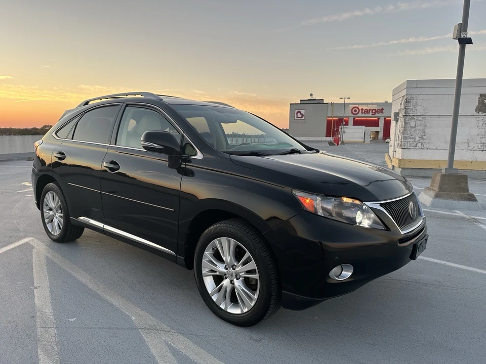 2012 Lexus RX 3rd Gen - Image 4 of 19