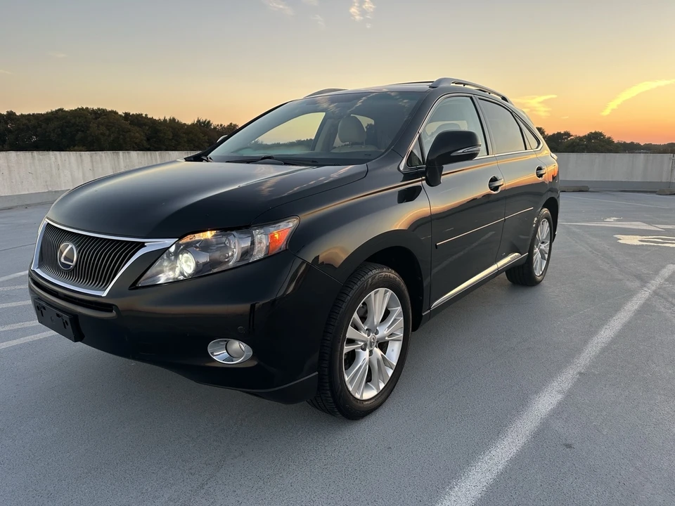 2012 Lexus RX 3rd Gen - Image 3 of 19