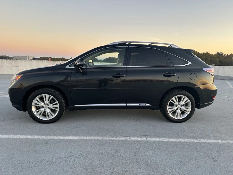 2012 Lexus RX 3rd Gen - Image 5 of 19