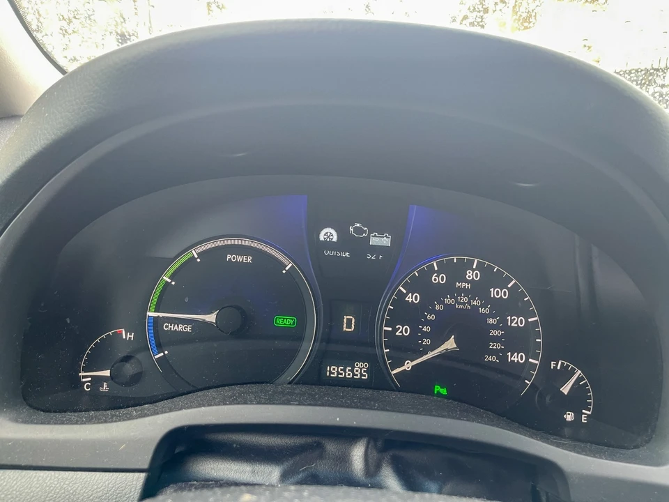 2012 Lexus RX 3rd Gen - Image 16 of 18