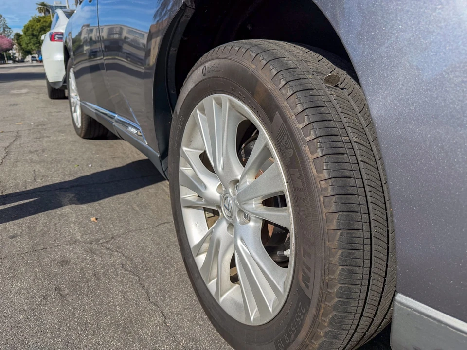 2012 Lexus RX 3rd Gen - Image 17 of 18