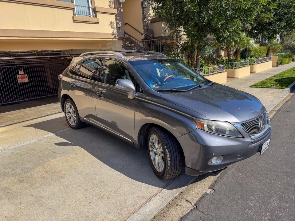 2012 Lexus RX 3rd Gen - Image 4 of 18