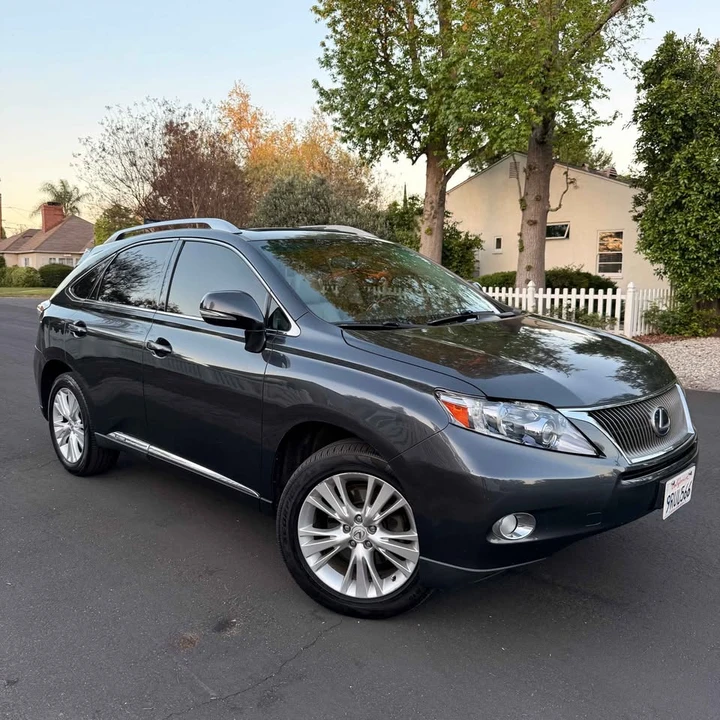 2012 Lexus RX 3rd Gen - Image 16 of 18