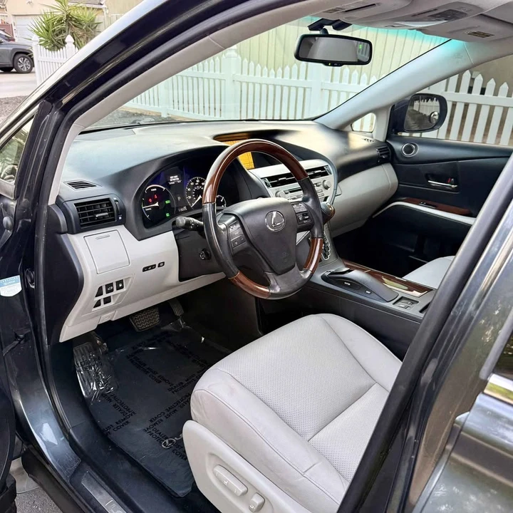 2012 Lexus RX 3rd Gen - Image 7 of 18