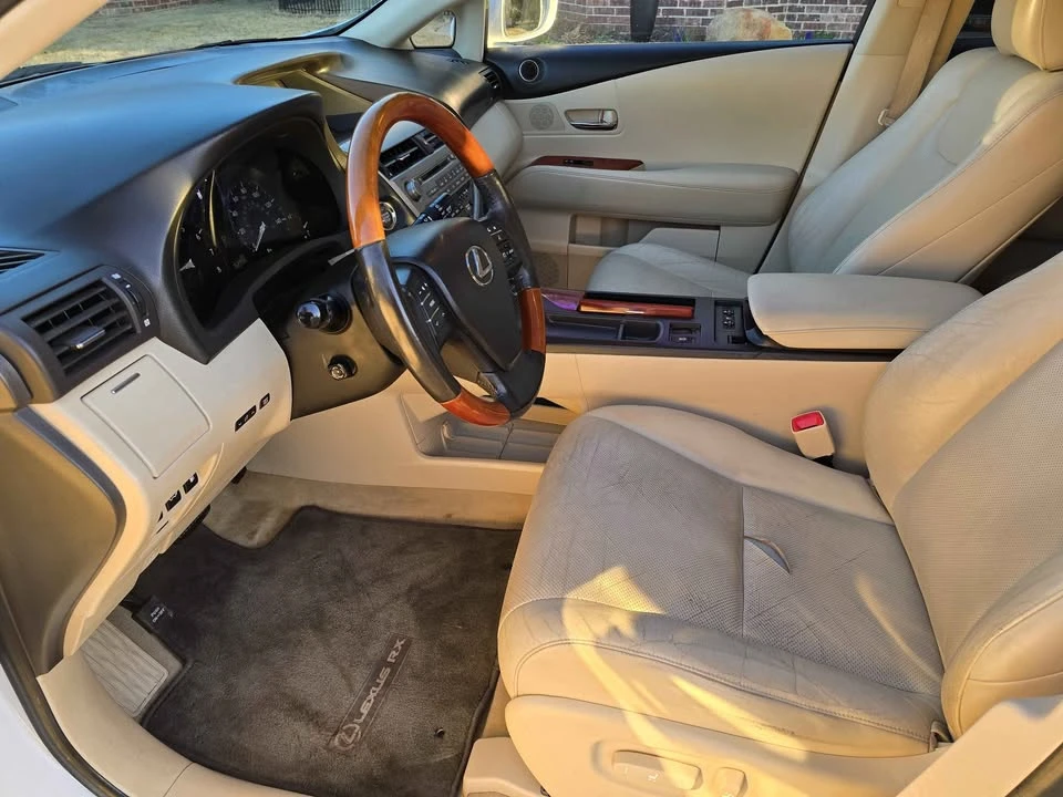 2012 Lexus RX 3rd Gen - Image 4 of 10