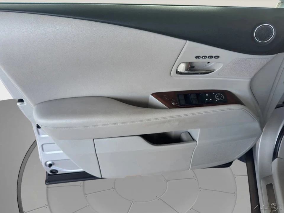 2012 Lexus RX 3rd Gen - Image 13 of 21