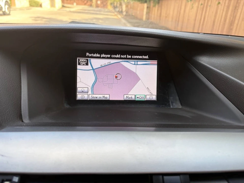 2012 Lexus RX 3rd Gen - Image 11 of 21