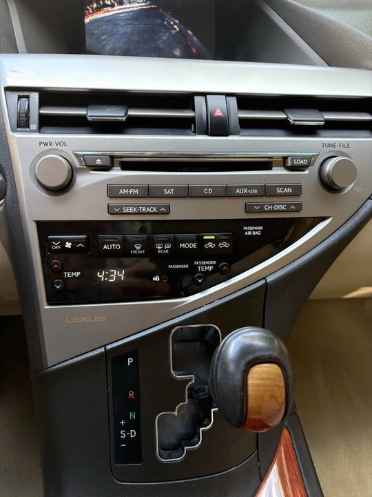 2012 Lexus RX 3rd Gen - Image 13 of 21