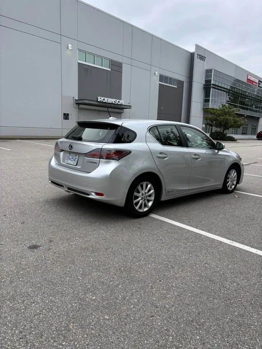 2012 Lexus CT - Image 4 of 13