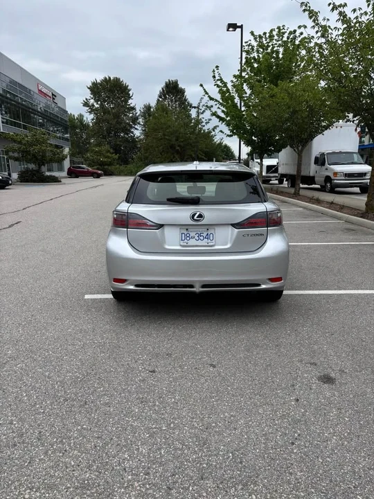 2012 Lexus CT - Image 3 of 13