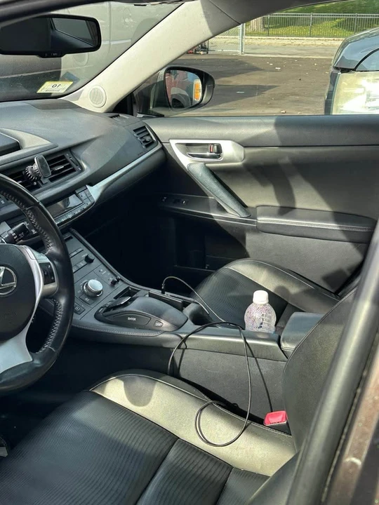 2012 Lexus CT - Image 3 of 6