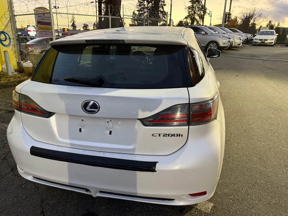2012 Lexus CT - Image 5 of 14
