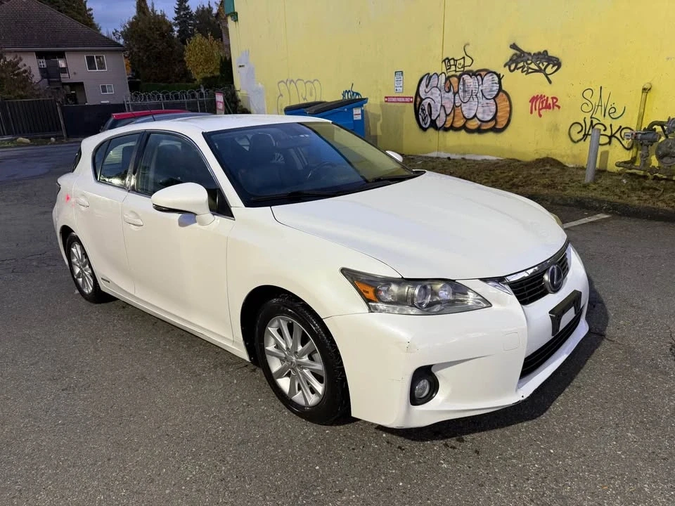 2012 Lexus CT - Image 2 of 14