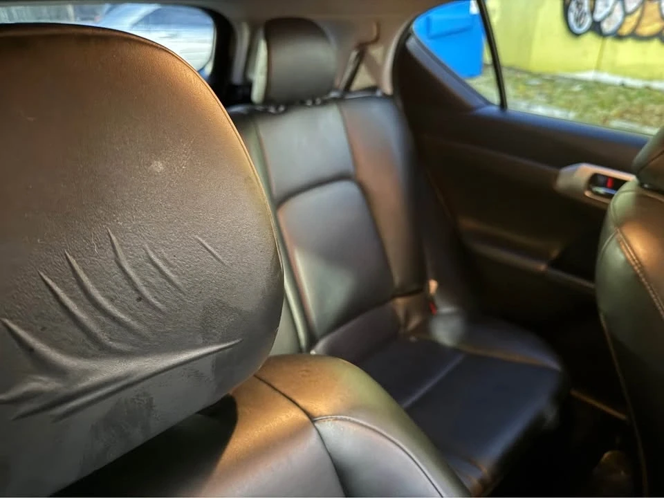 2012 Lexus CT - Image 11 of 14